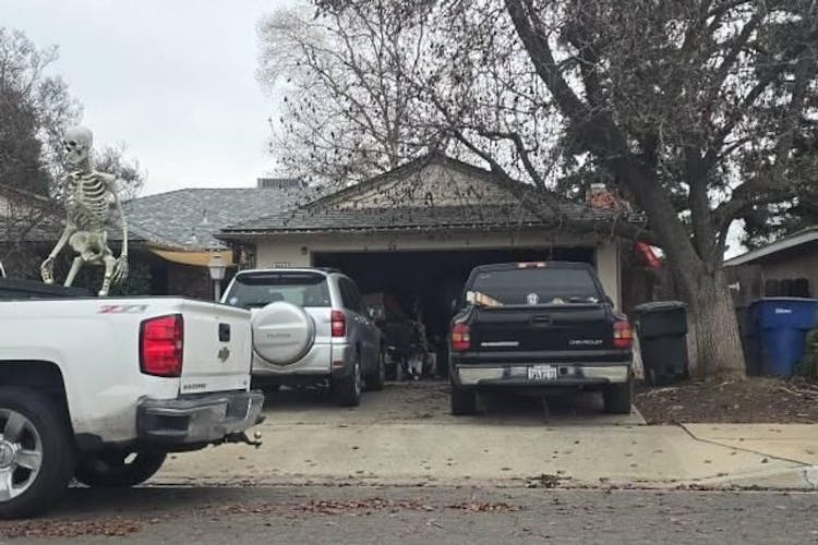 6640 North Barton Avenue Fresno, CA 93710, Fresno County