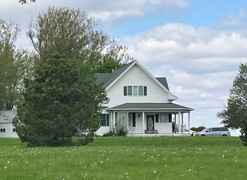 212 West North Third Street Oconee, IL 62553, Shelby County