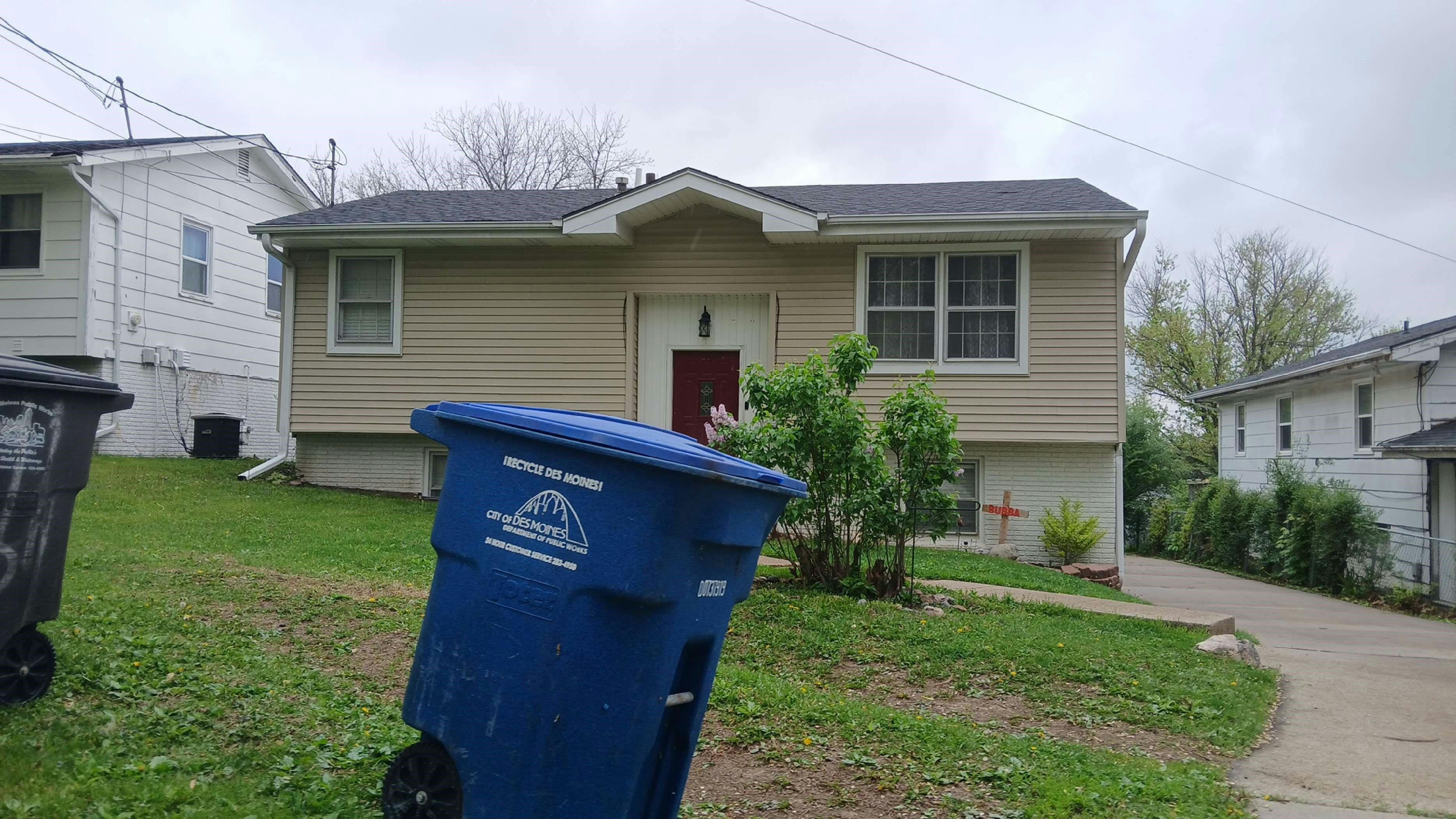 Diehl Ave, Des Moines, IA 50315