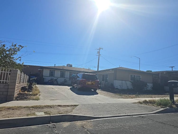 904 Las Amigas Drive Barstow, CA 92311, San Bernardino County