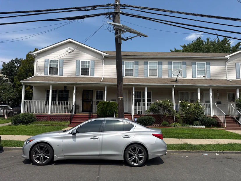 119 Dickerson Avenue