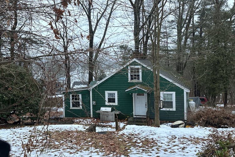 4 Lambs Grove Spencer, MA 01562, Worcester County