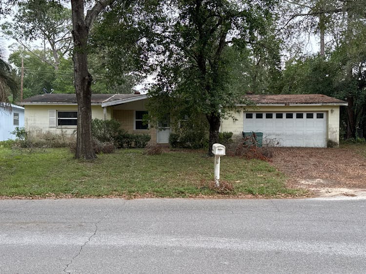 1391ne157th Terr Williston, FL 32696, Levy County