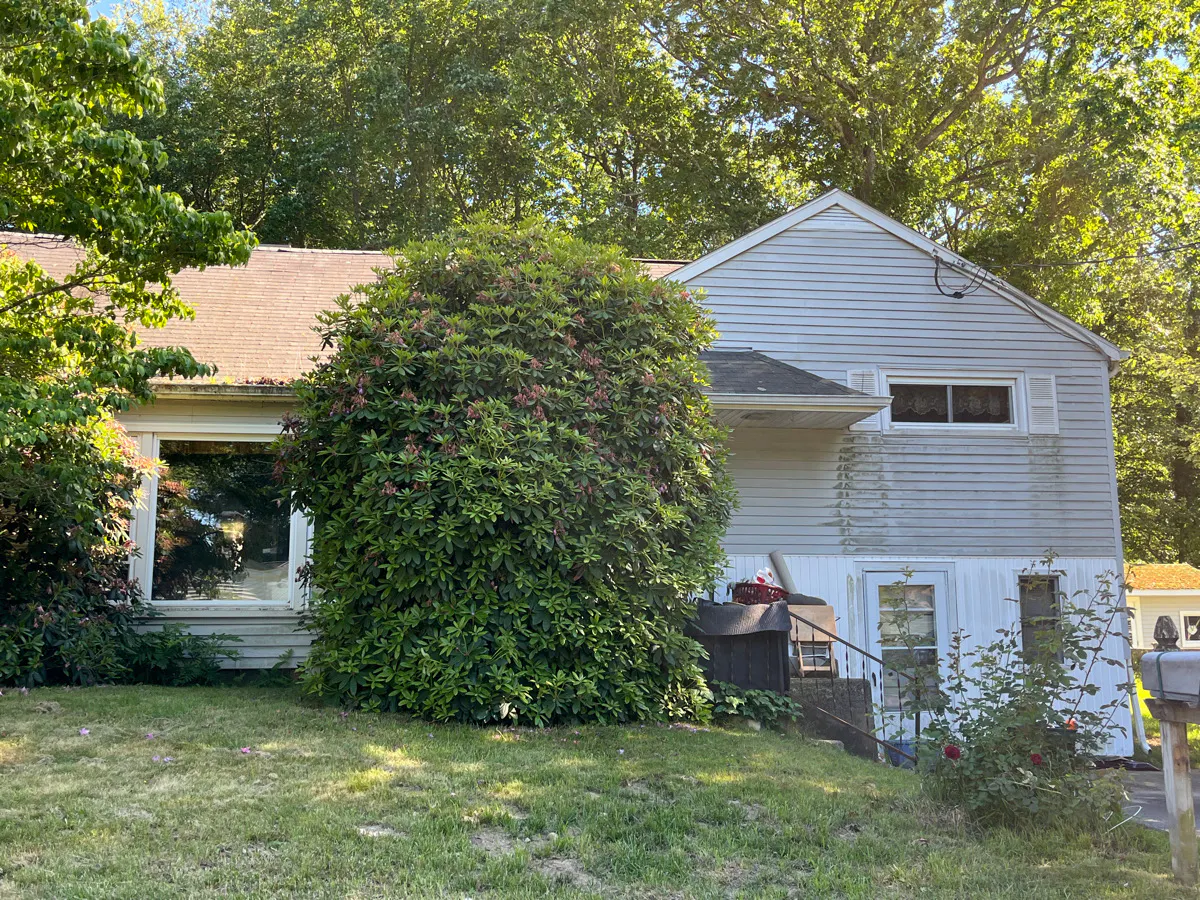 1st Ave, Waterford, CT 06385