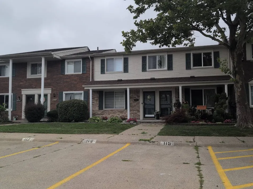 38174 Jamestown Dr, Unit 127 Sterling Heights, MI 48312, Macomb County