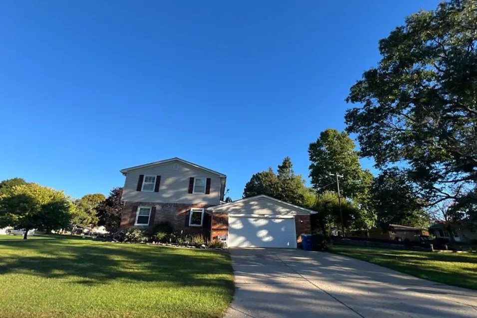3118 Indianview Dr Waterford, MI 48329, Oakland County