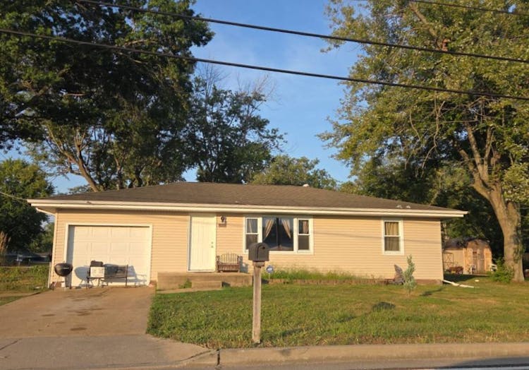 2441 Starling Airport Rd Arnold, MO 63010, Jefferson County