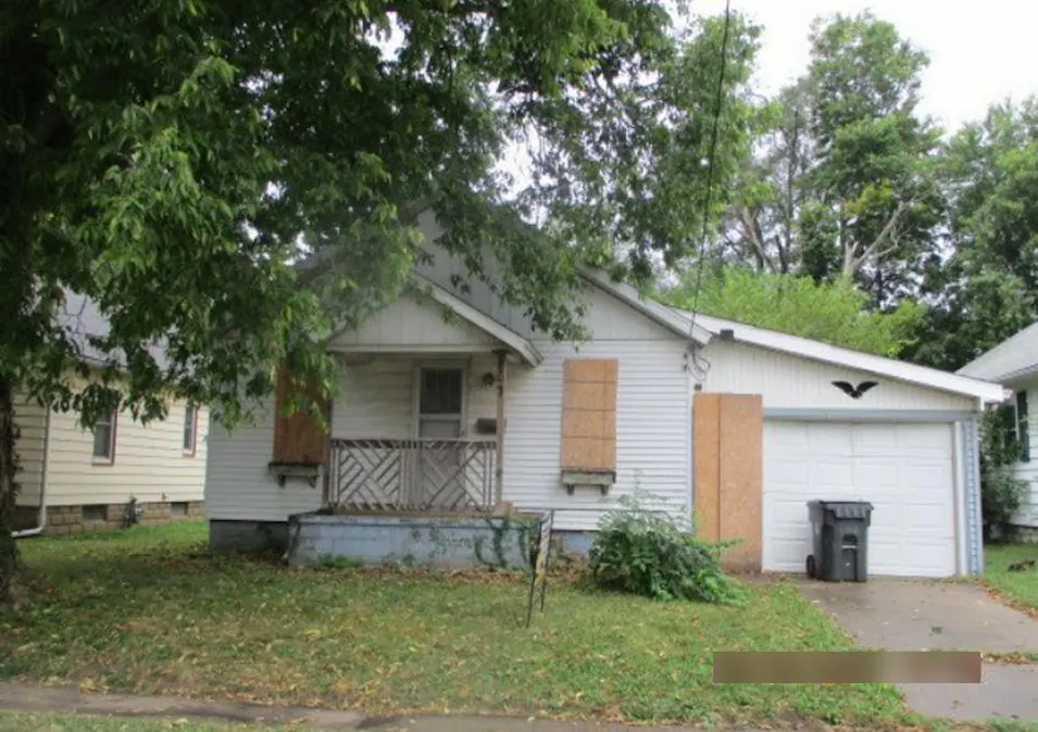 807 South 13th Street Pekin, IL 61554, Tazewell County