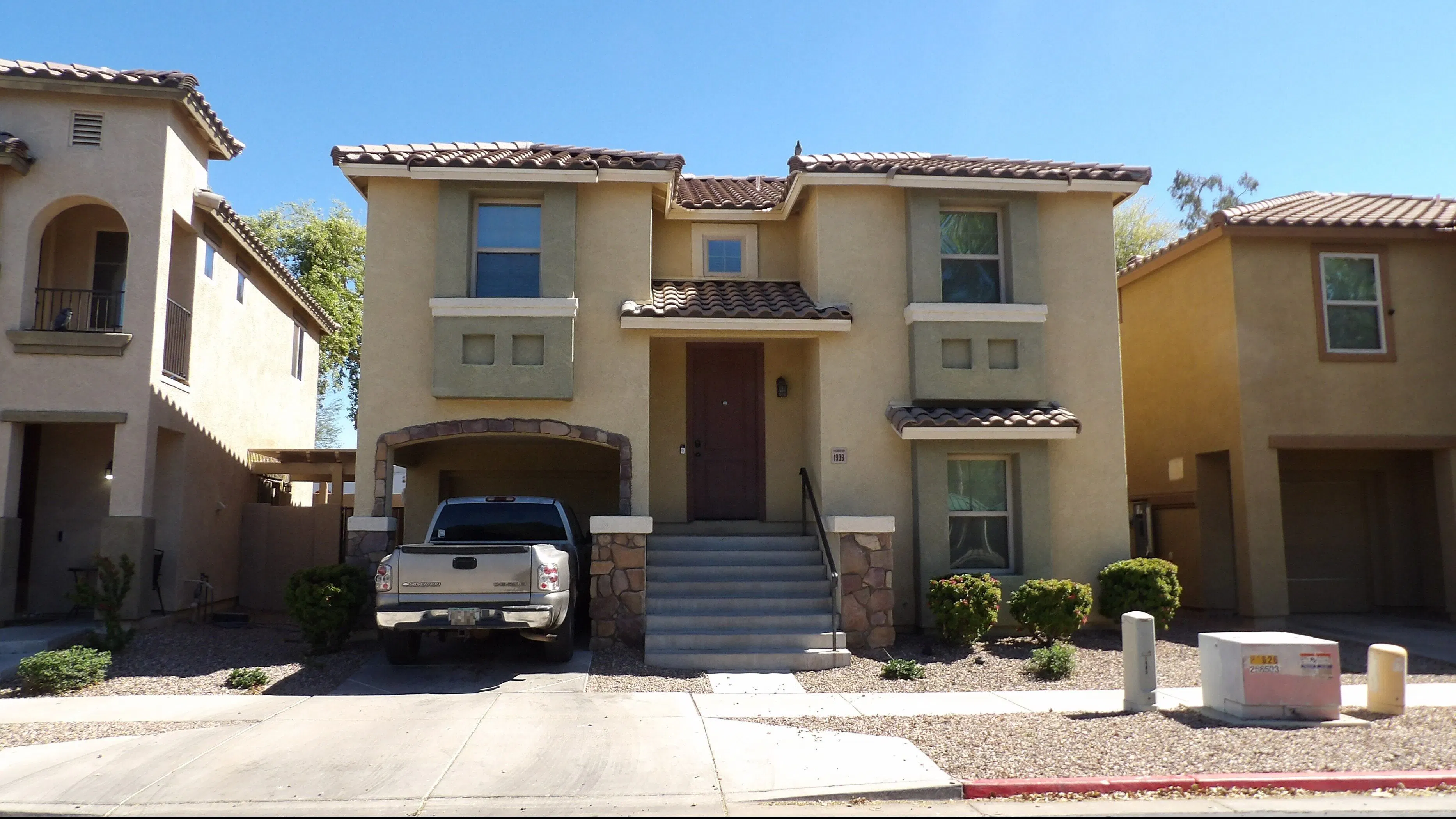 1909 N. 77th Avenue, Phoenix, AZ 85035, Maricopa County