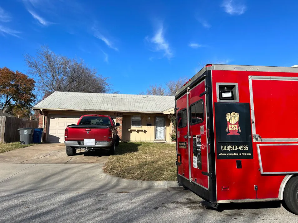 9105 E 47th St Tulsa, OK 74145, Tulsa County