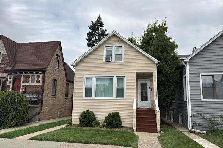 2948 N. Newcastle Ave. Chicago, IL 60634, Cook County
