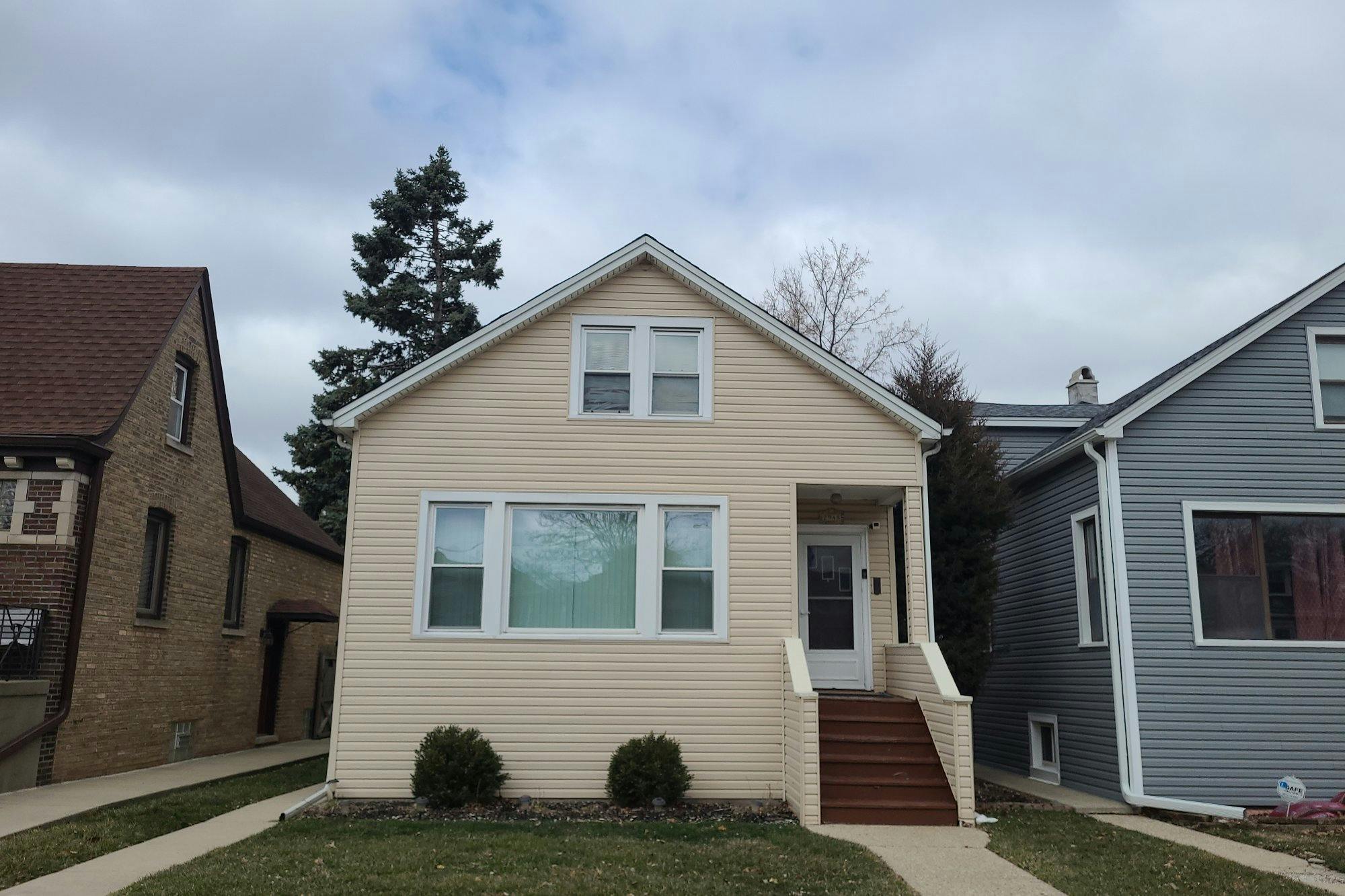 Newcastle Ave, Chicago, IL 60634