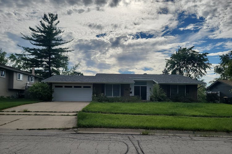 6426 Taylor Drive Woodridge, IL 60517, Dupage County