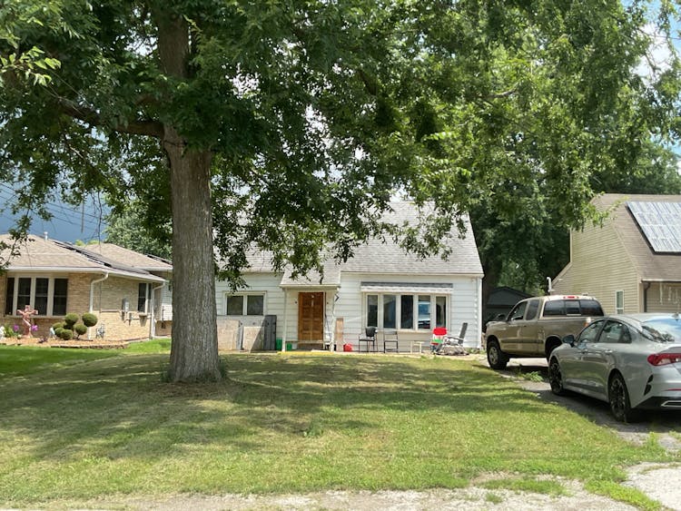 15231 Kilbourne Ave Midlothian, IL 60445, Cook County