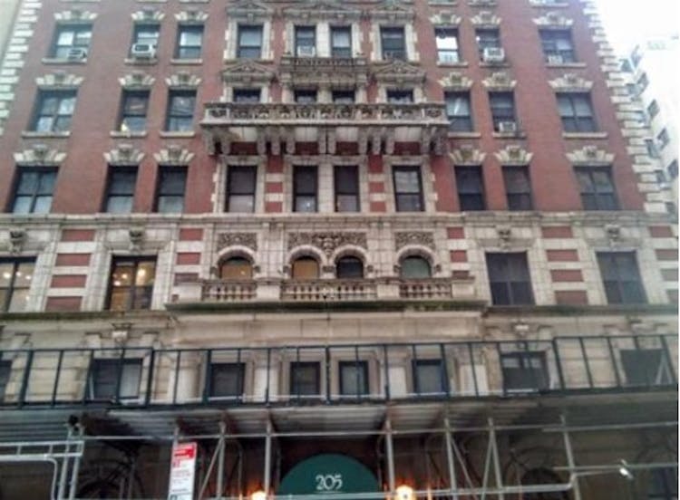 205 W 54th St Apt 8a New York, NY 10019, New York County