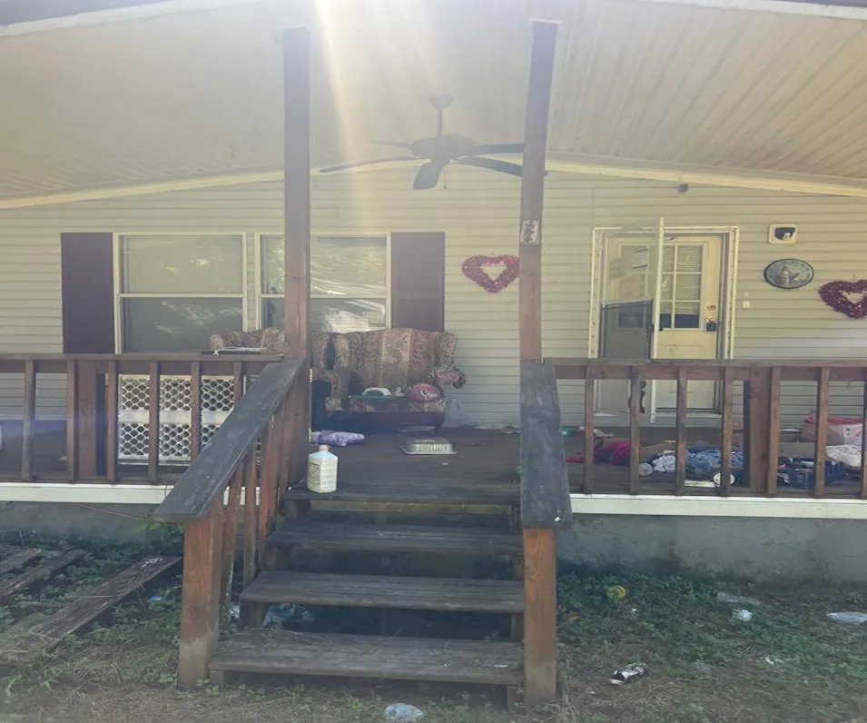 529 Ten Mile Rd Branchland, WV 25506, Lincoln County