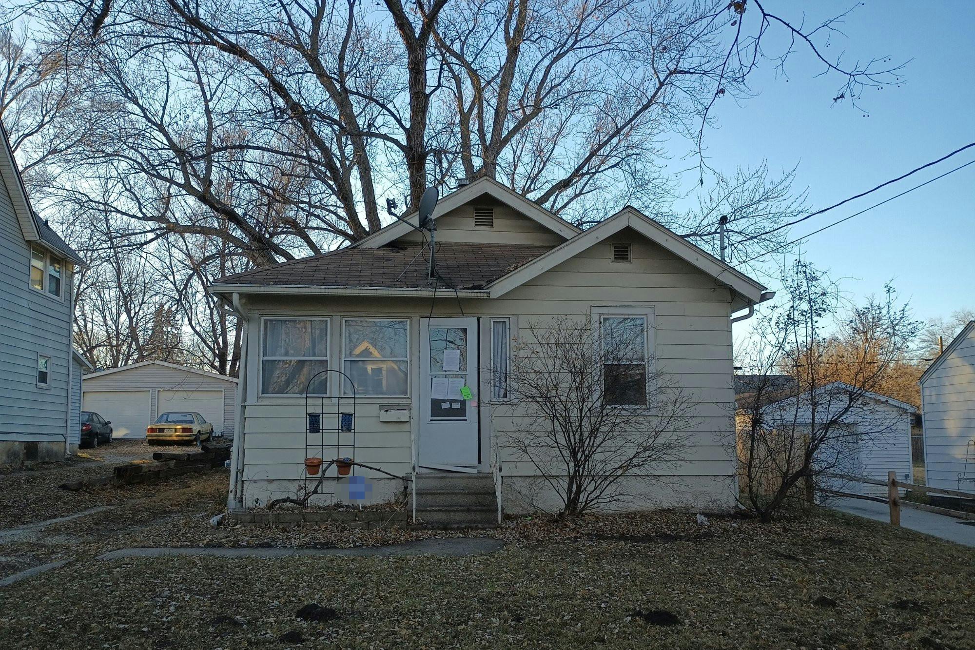 8th St, Des Moines, IA 50313 #1