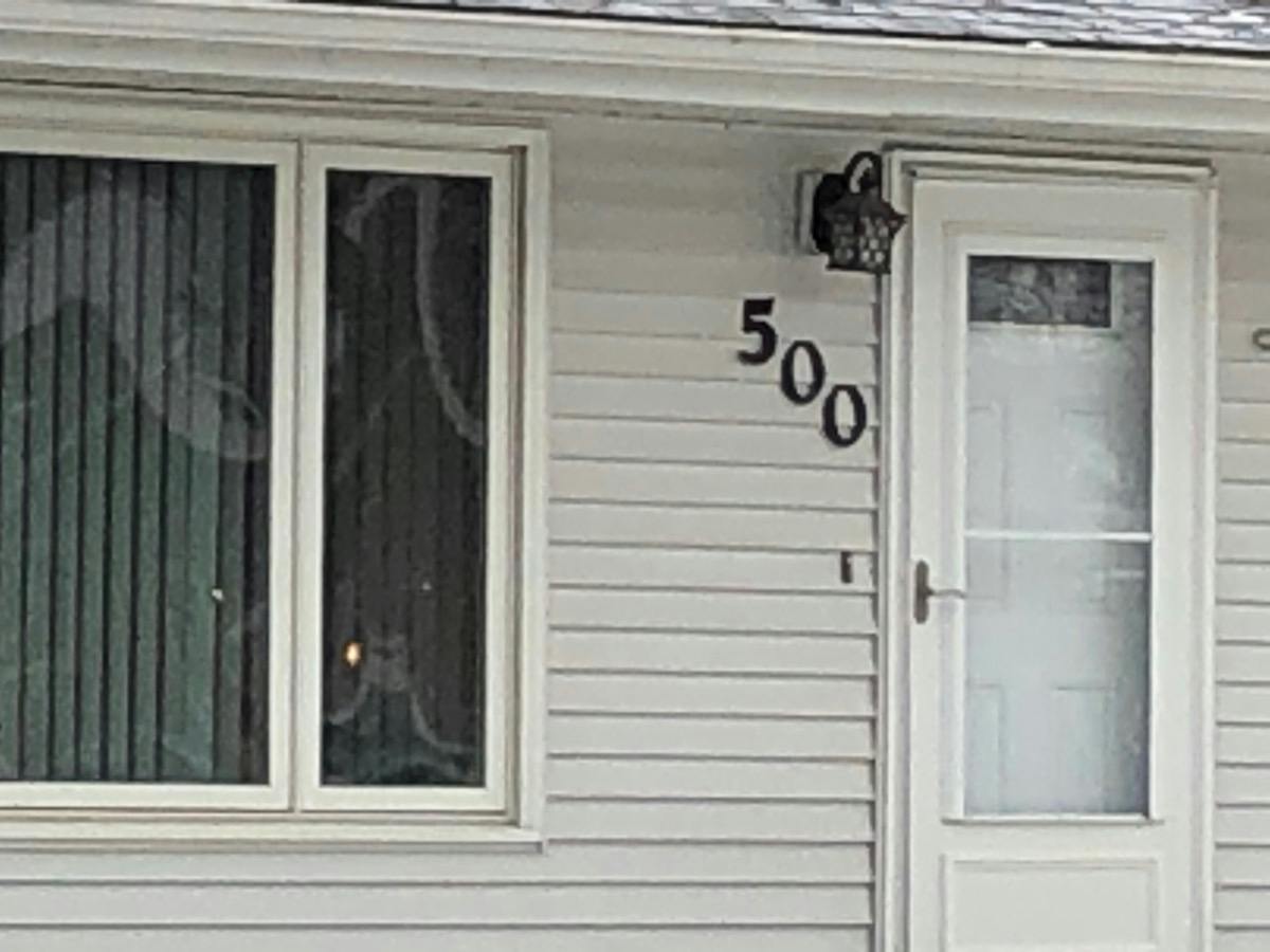 Thomas Ave, Marshall, MN 56258