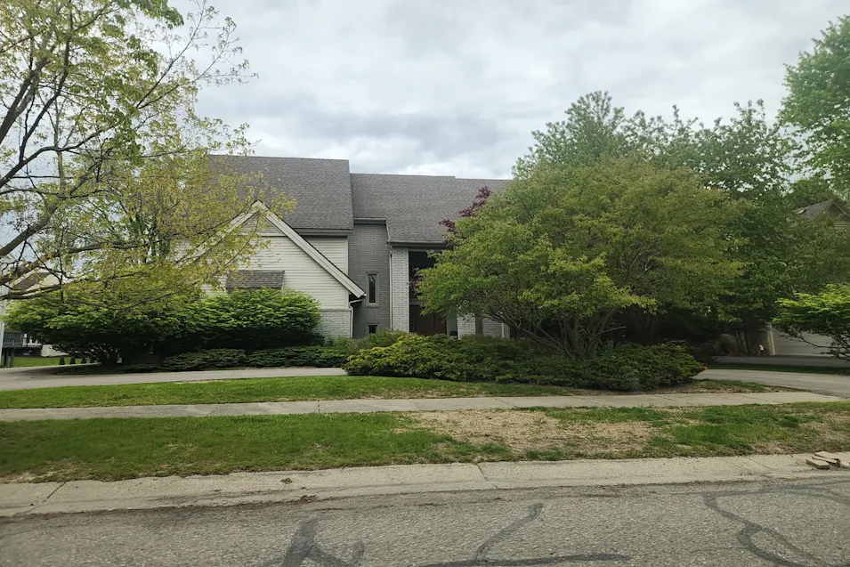 6771 Torybrooke Cir West Bloomfield, MI 48323-2164, Oakland County