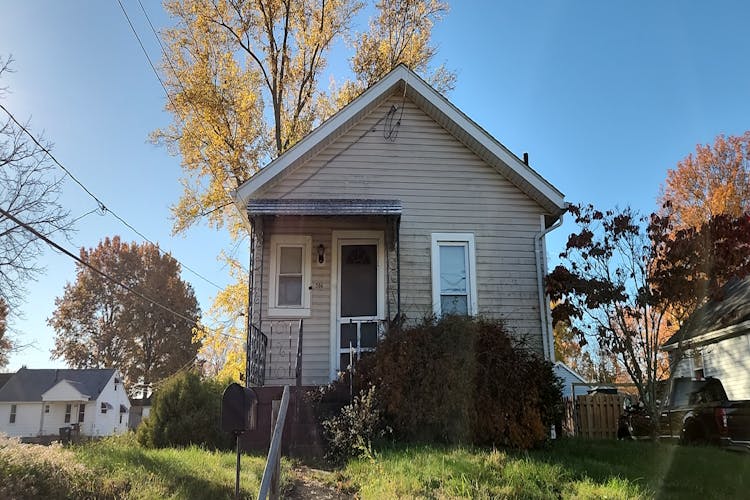 504 Jefferson Ave Barberton, OH 44203, Summit County