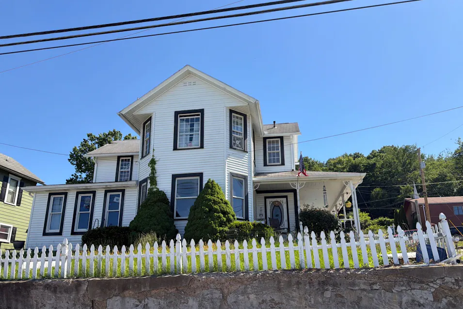 45 6th Ave Freedom, PA 15042, Beaver County