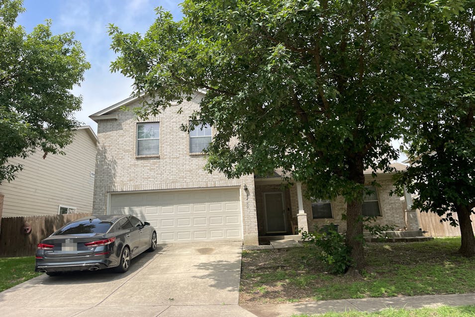 8422 Dusty Rdg Converse, TX 78109, Bexar County