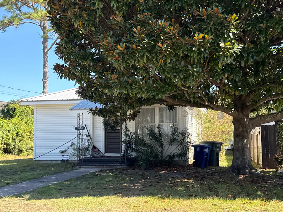 706 23rd Avenue South North Myrtle Beach, SC 29582, Horry County