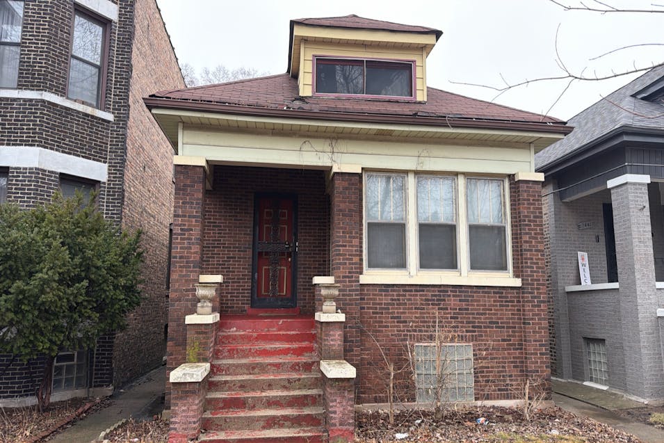 7439 S Wentworth Ave Chicago, IL 60621, Cook County