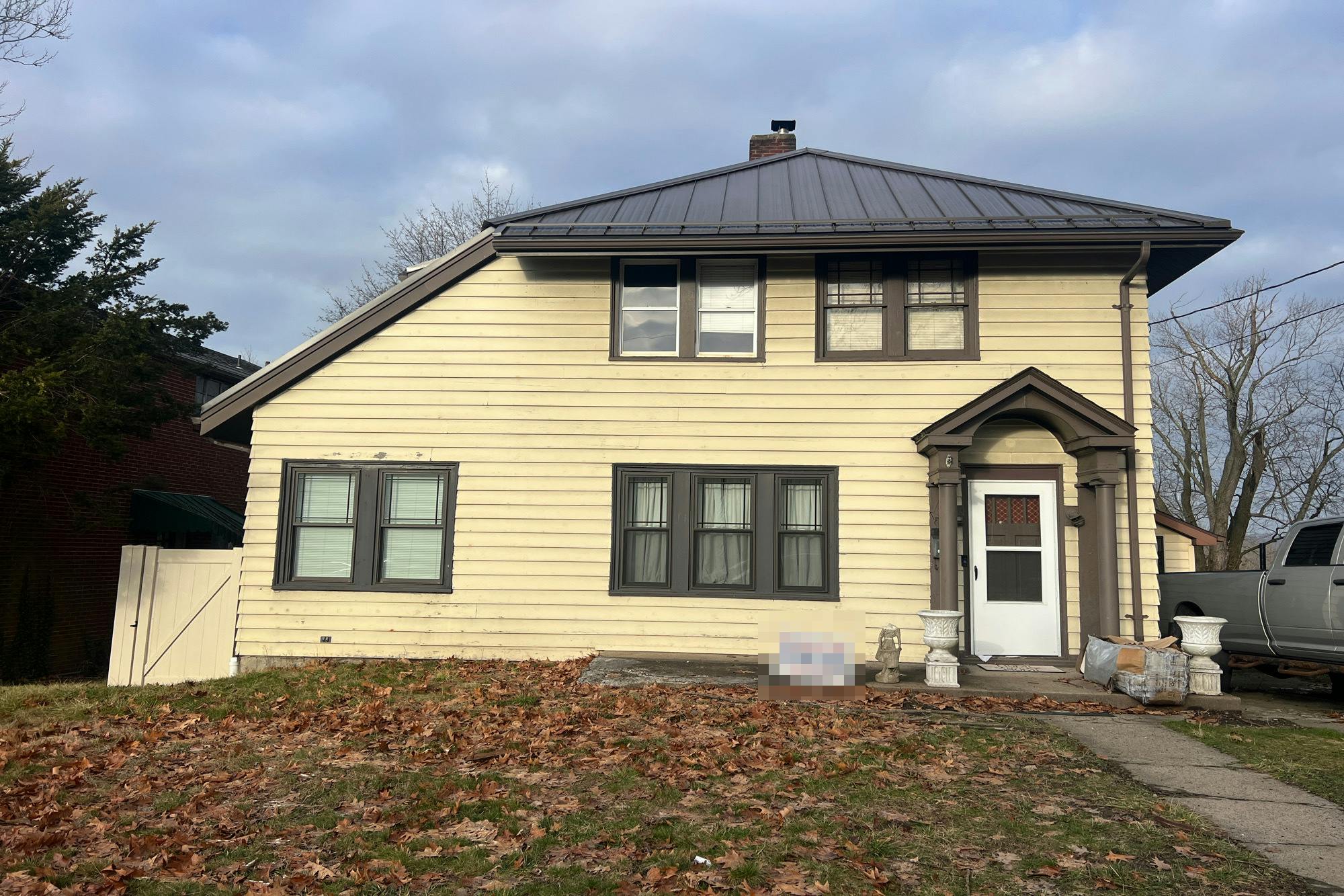 Keystone Dr, New Kensington, PA 15068