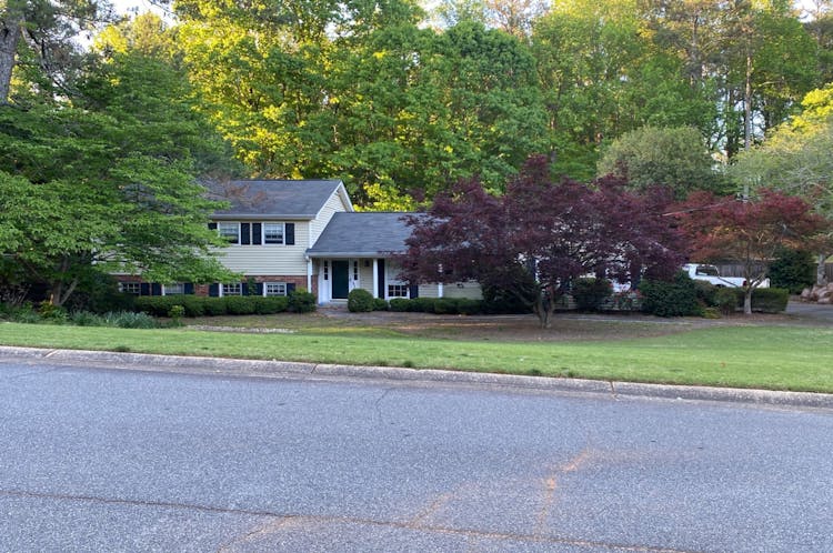 1030 N Point Dr Roswell, GA 30075, Fulton County