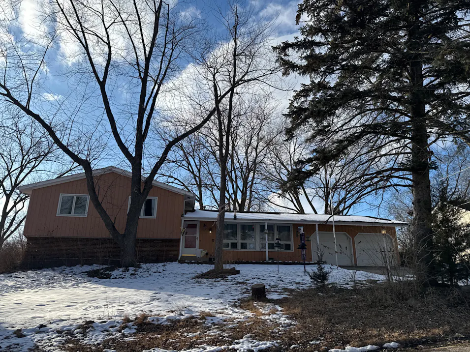 1301 Adams Street Lake In the Hills, IL 60156, McHenry County