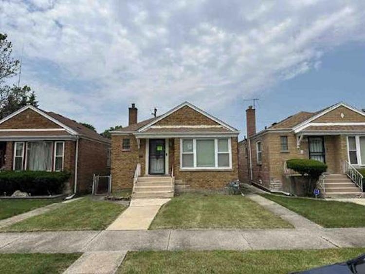 14504 S Emerald Ave Riverdale, IL 60827, Cook County