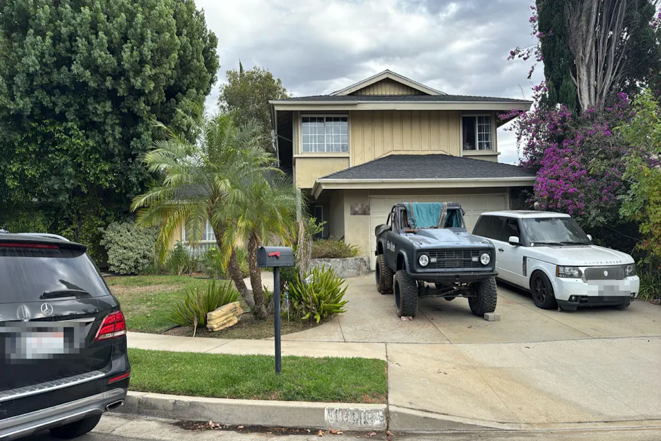 10918 Des Moines Avenue Northridge, CA 91326, Los Angeles County