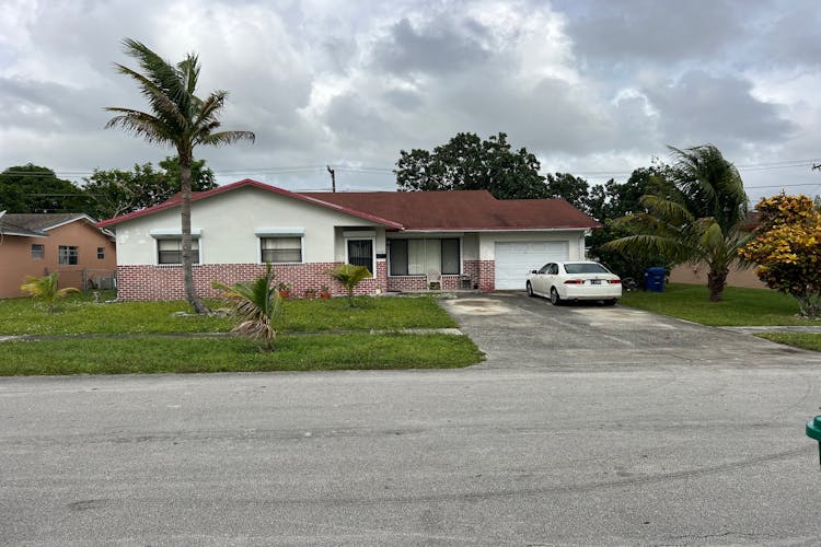 4781 NW 19th Ct Fort Lauderdale, FL 33313, Broward County