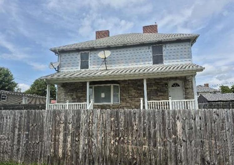 130 E 1st Street Grindstone, PA 15442, Fayette County