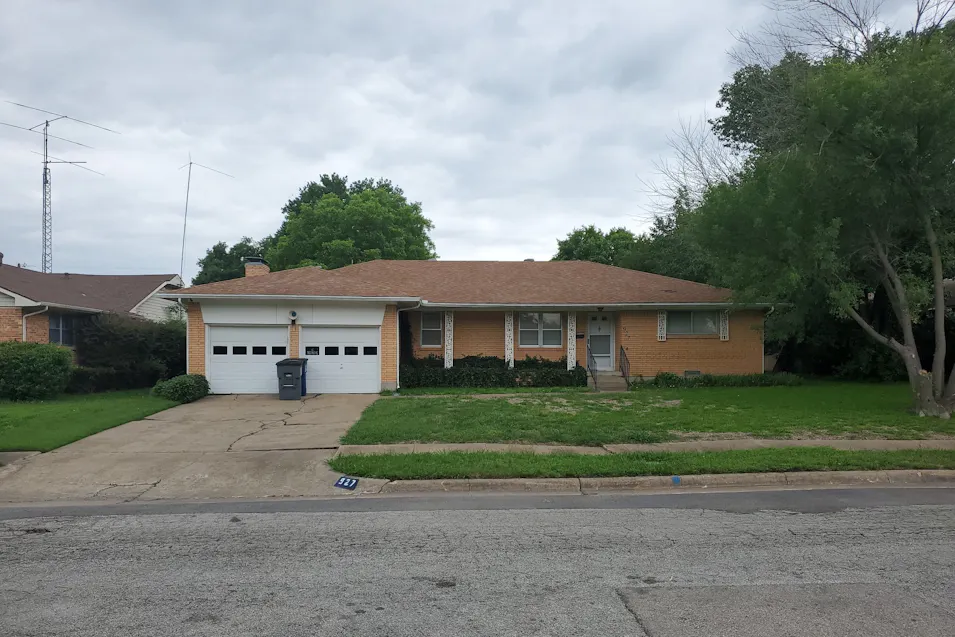 927 Poinsettia Drive Lancaster, TX 75146, Dallas County