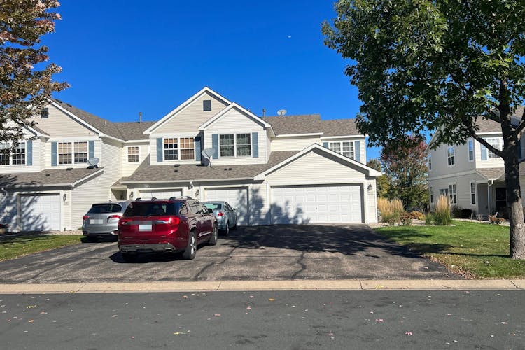 963 Providence Drive Shakopee, MN 55379, Scott County