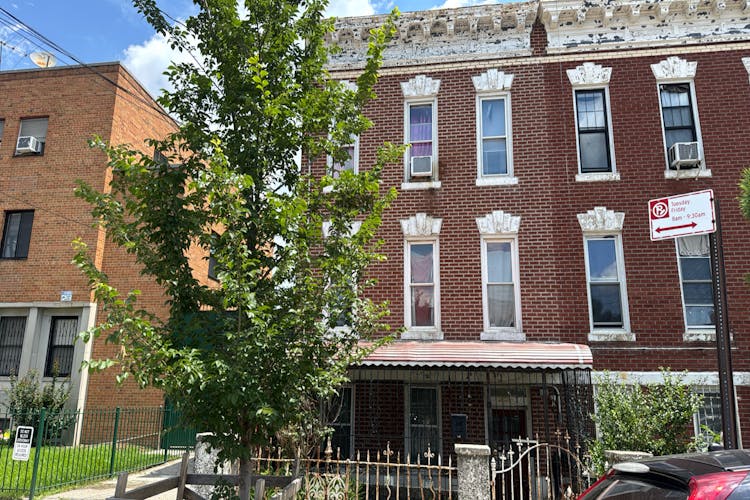 283 Shepherd Ave Brooklyn, NY 11208, Kings County