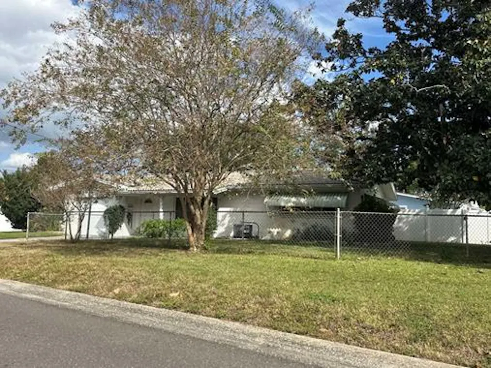 3701 45th St N Saint Petersburg, FL 33713, Pinellas County