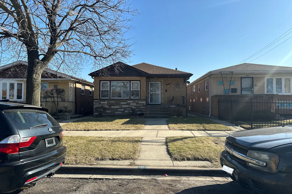 2337 West 80th Place Chicago, IL 60620, Cook County