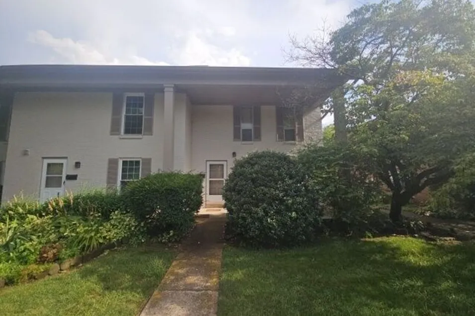 4301 Dahlia Ct Indianapolis, IN 46220, Marion County