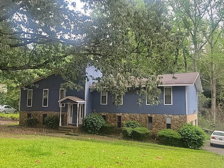 5040 Dublin Dr Atlanta, GA 30331, Fulton County