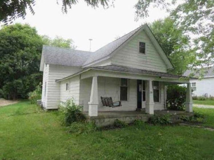 230 S High St Jamestown, IN 46147, Boone County