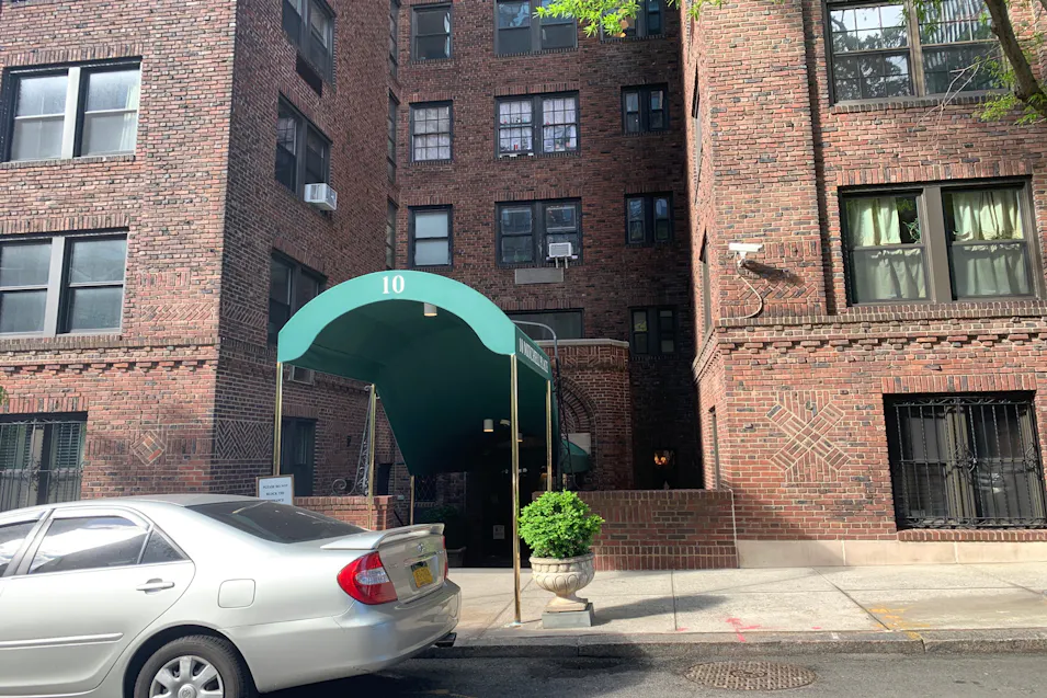 10 Mitchell Place, Apt 9f New York, NY 10017, New York County