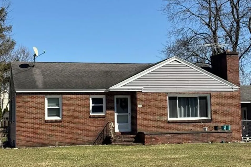 11 Castle Road South Glens Falls, NY 12803, Saratoga County