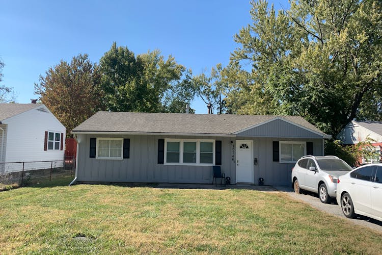 10746 Cambridge Ave Kansas City, MO 64134, Jackson County