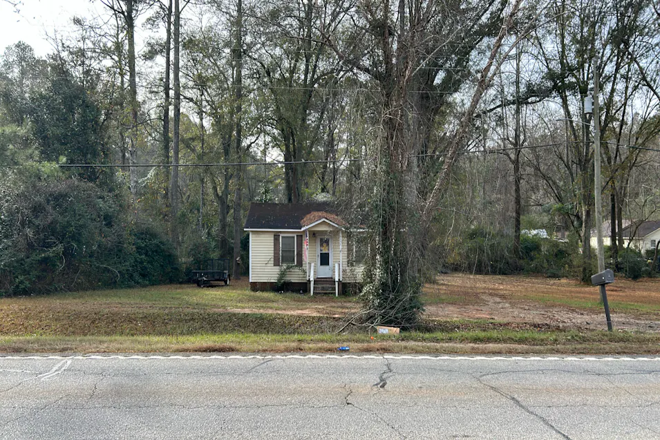 2451 Roanoke Rd Lagrange, GA 30240, Troup County