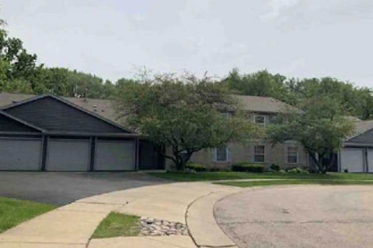 1109 Yorkshire Ct Elgin, IL 60120, Cook County