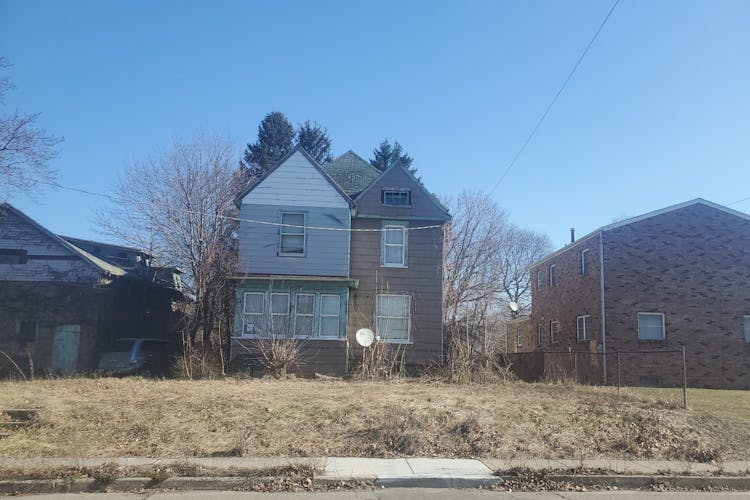 2119 Downing Ave Erie, PA 16510, Erie County