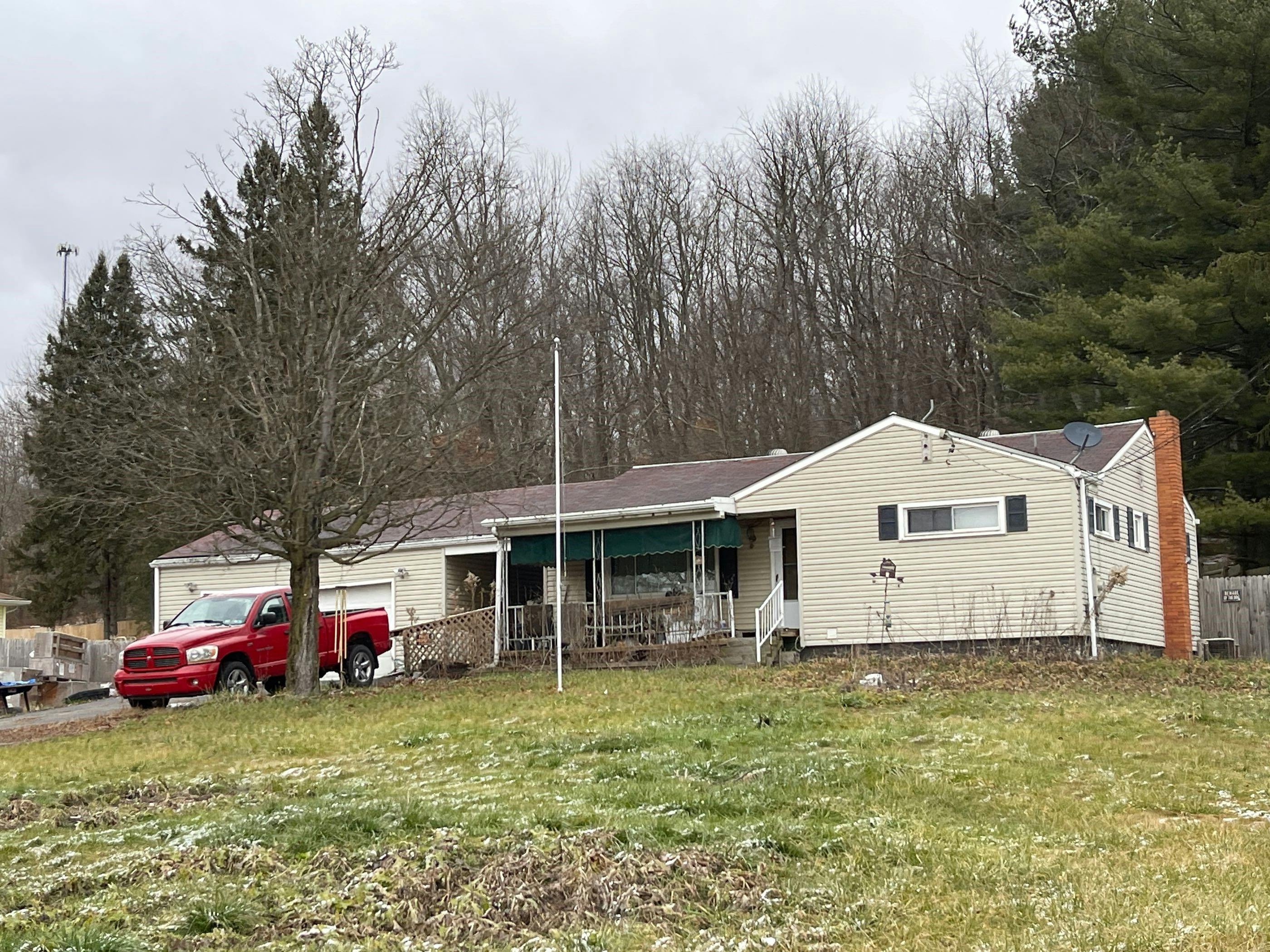 Glen Eden Rd, Rochester, PA 15074 #1